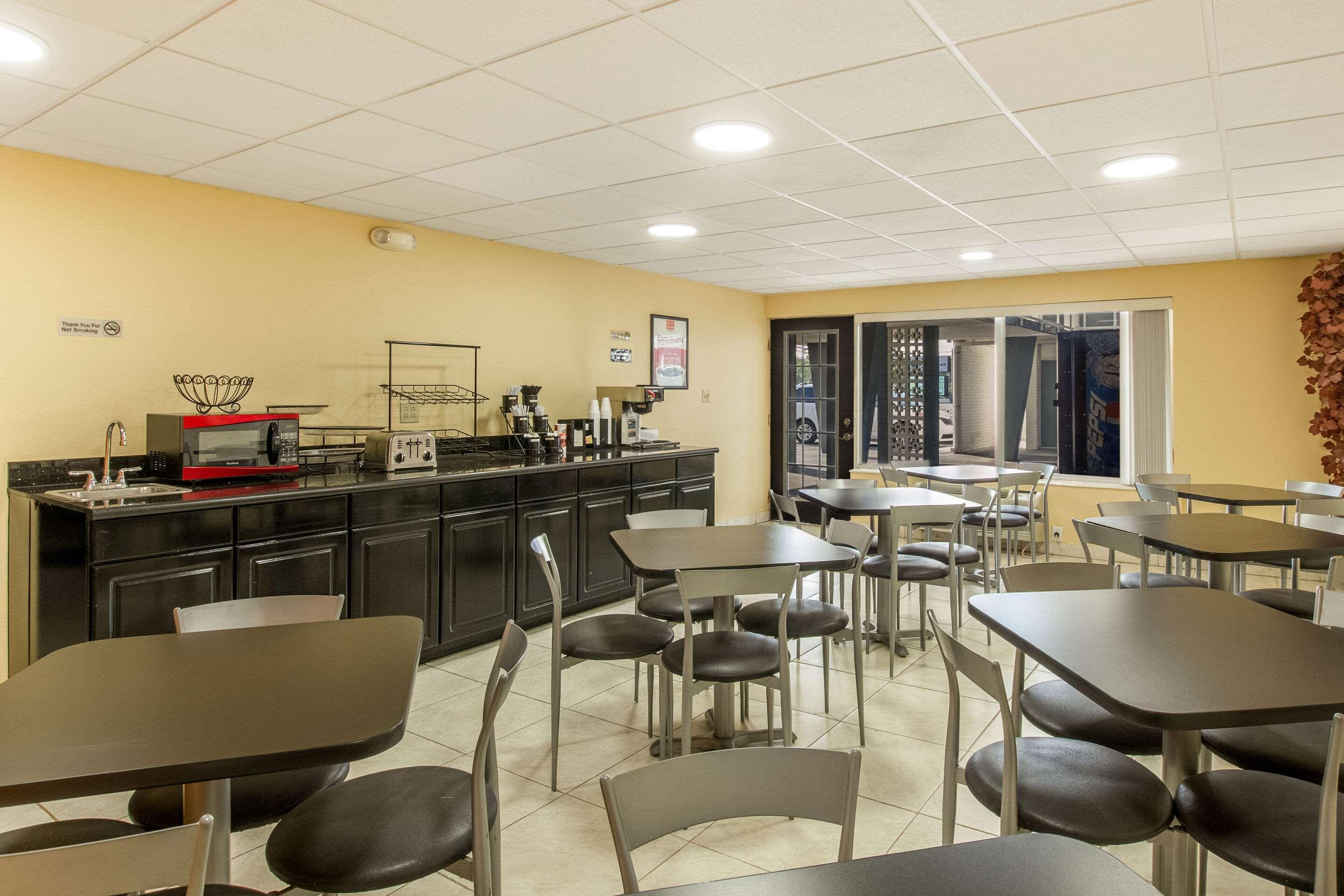 Econo Lodge Fort Knox Radcliff Buitenkant foto